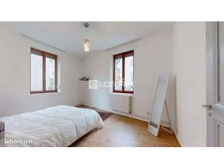 appartement 1 pièce 14 m²