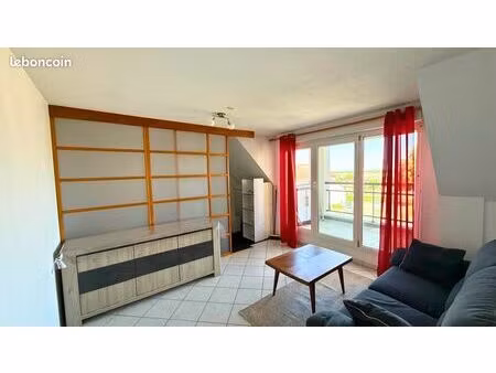 studio 1 pièce 30 m²