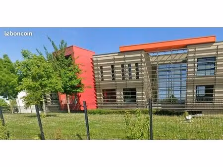 local bureaux 354 m²