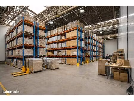 entrepôt / stockage 1450m2