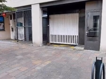 parking 8 m² mulhouse