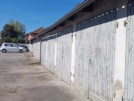 ensemble de 14 garages – mulhouse (68) - 186m²