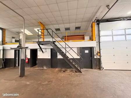 garage  local commercial 320 m² richemont