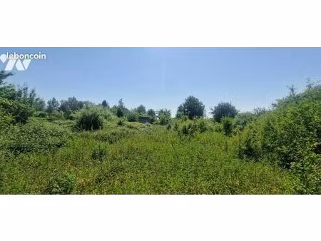 terrain 4718 m² fromelles