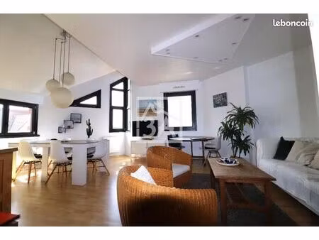 duplex 6 pièces 96 m²