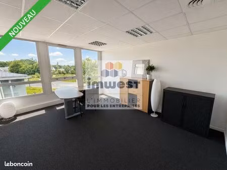 bureaux 104 m² pacé