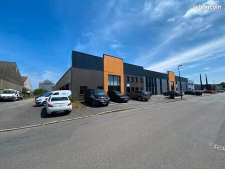 local d'activite 1100 m² pace