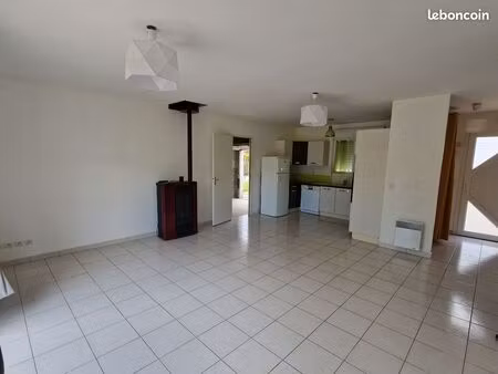 location maison 85m2 plein pied