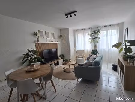 appartement 3 pièces - 430 cc - 65m² - particulier