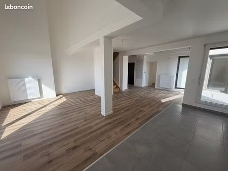 duplex 4 pièces 104 m²