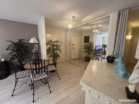 appartement 3 pièces 80 m²
