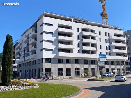 bureaux 330 m² voiron