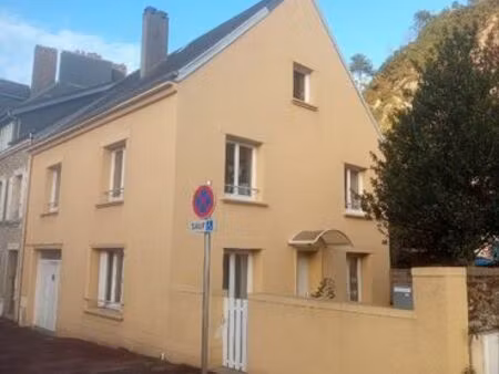 maison f4/f5 avec jardinet