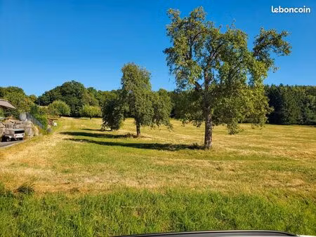 joli terrain constructible 2000m2