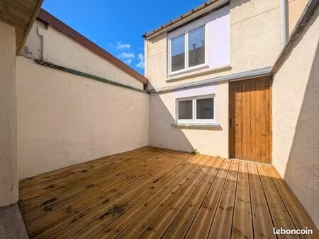 maison 3 pièces 80 m²