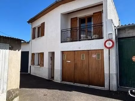 maison de ville 5 pièces 80 m²