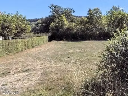 terrain 2 374 m² colombier en brionnais