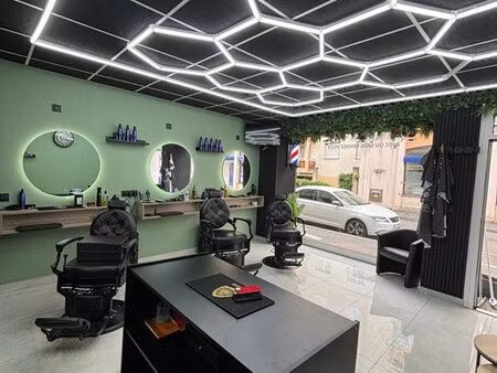 barber shop / salon de coiffure à vendre – roche-la-molière