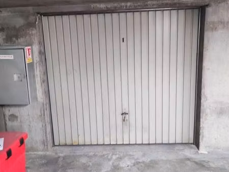 garage/box 13 m² saint etienne