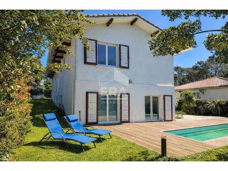 maison de luxe à vendre dans le quartier le moulleau-les abatilles