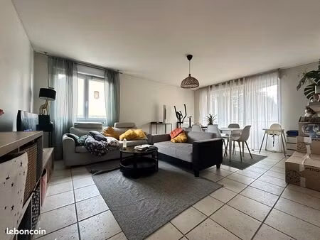 appartement 4 pièces 90 m²