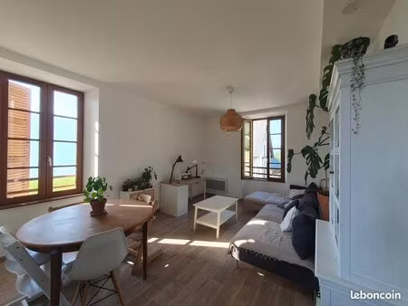 appartement - 4 pièces - 81 m²
