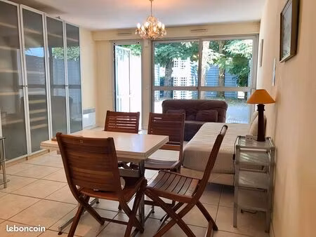 studio 1 pièce 31 m²