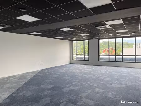 bureau professionnel à louer