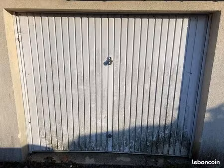 garage/box 13 m² vieux vy sur couesnon