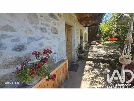 maison 8 pièces 259 m²