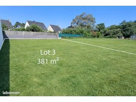 terrain - 381 m²