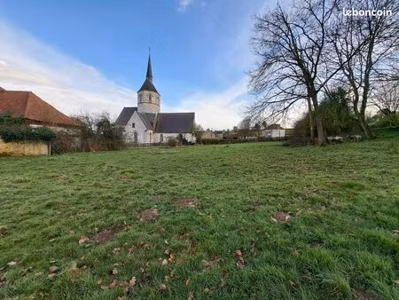à vendre : terrain à bâtir  environ 1 681 m2
