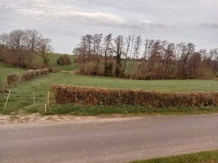 terrain 1 400 m² tingry