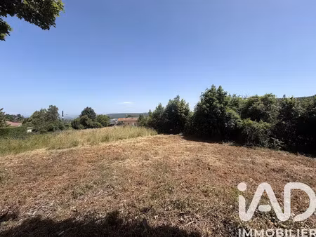vente terrain 530 m² à volvic (63530)  70 000 €