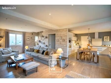 appartement 4 pièces 115 m²