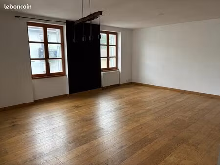 duplex 4 pièces 105 m²