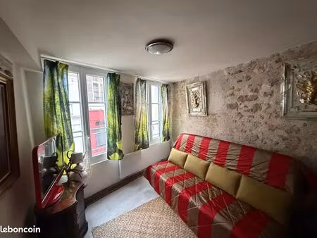 maison de ville atypique en plein cœur du centre-ville