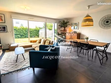 manoir 4 pièces 96 m²