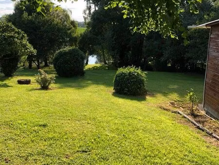 terrain de loisirs