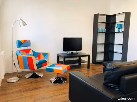immeuble de 7 appartements en face de l’université