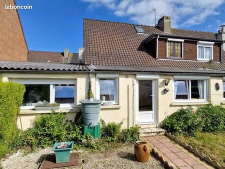 une maison semi-mitoyenne de 118.4 m²