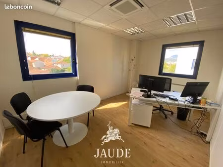 bureaux 577 m² clermont-ferrand