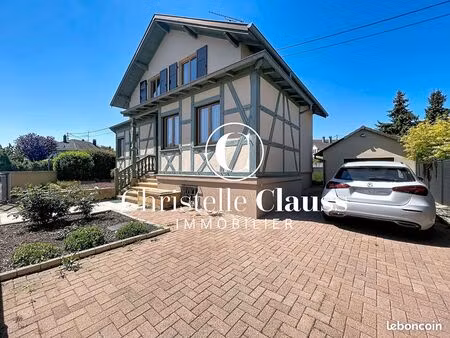 propriété 6 pièces 157 m²