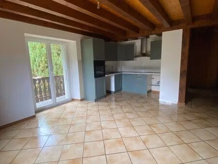 ◊à louer: t4 en duplex lumineux et calme – 84 8 m² – balcon  jardin & garage – proche cent