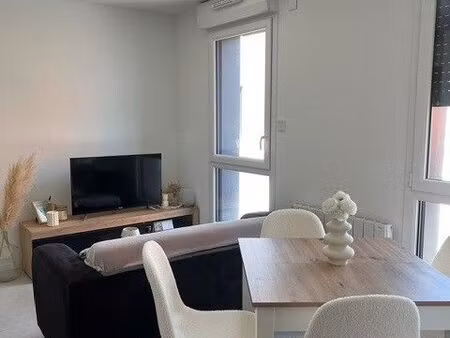 location t1 38 m² quartier gare
