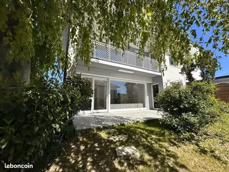 appartement 6 pièces 148 m²