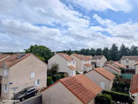 studio 1 pièce 37 m²