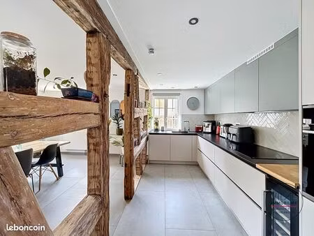 maison de ville 4 pièces 104 m²