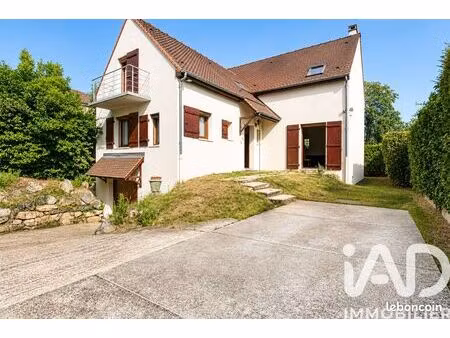 pavillon 8 pièces 142 m²