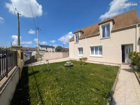 propriété 7 pièces 114 m²